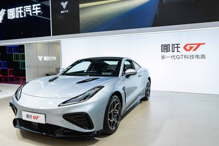 惠州惠阳区晶恒飞企业管理咨询哪吒汽车在智能汽车领域的表现，领途汽车在新能源汽车市场中的影响力